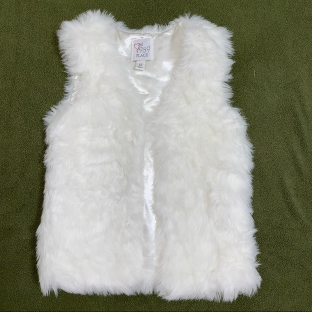 Children’s Place faux fur vest white girls small 5/6